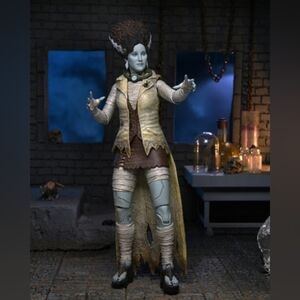 Neca TMNT x Universal Monsters April Oneil as Bride of Frankenstein
